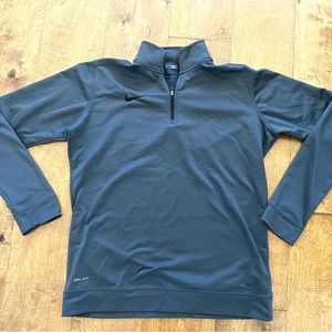 Women’s NIKE dri-fit pullover - Medium